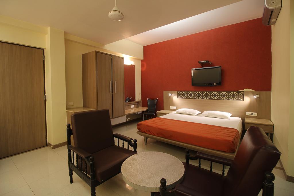 Hotel Samrat Мумбай Стая снимка