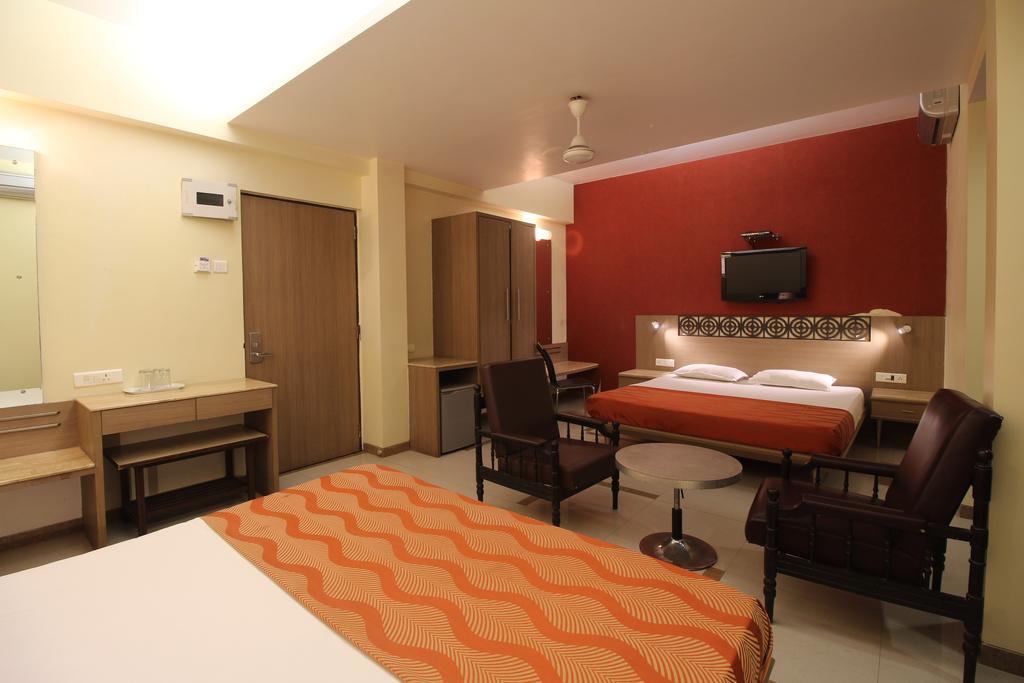 Hotel Samrat Мумбай Стая снимка