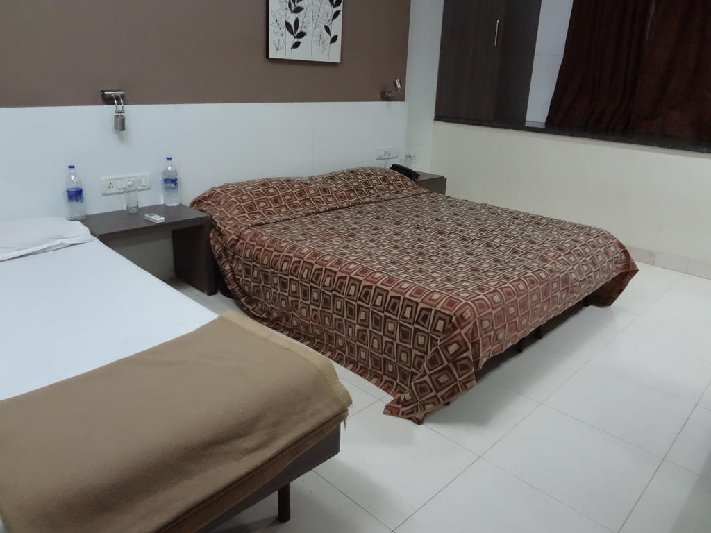 Hotel Samrat Мумбай Стая снимка
