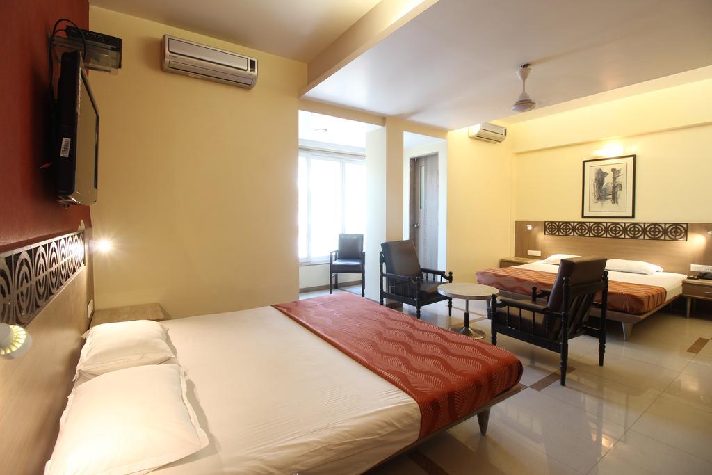 Hotel Samrat Мумбай Стая снимка