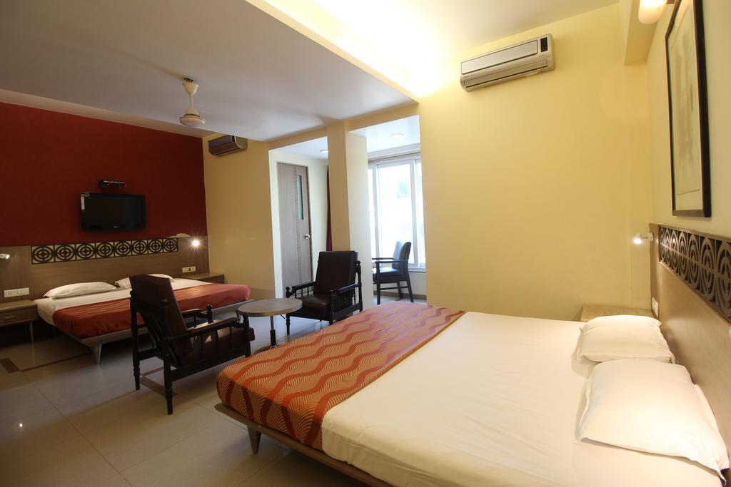 Hotel Samrat Мумбай Стая снимка